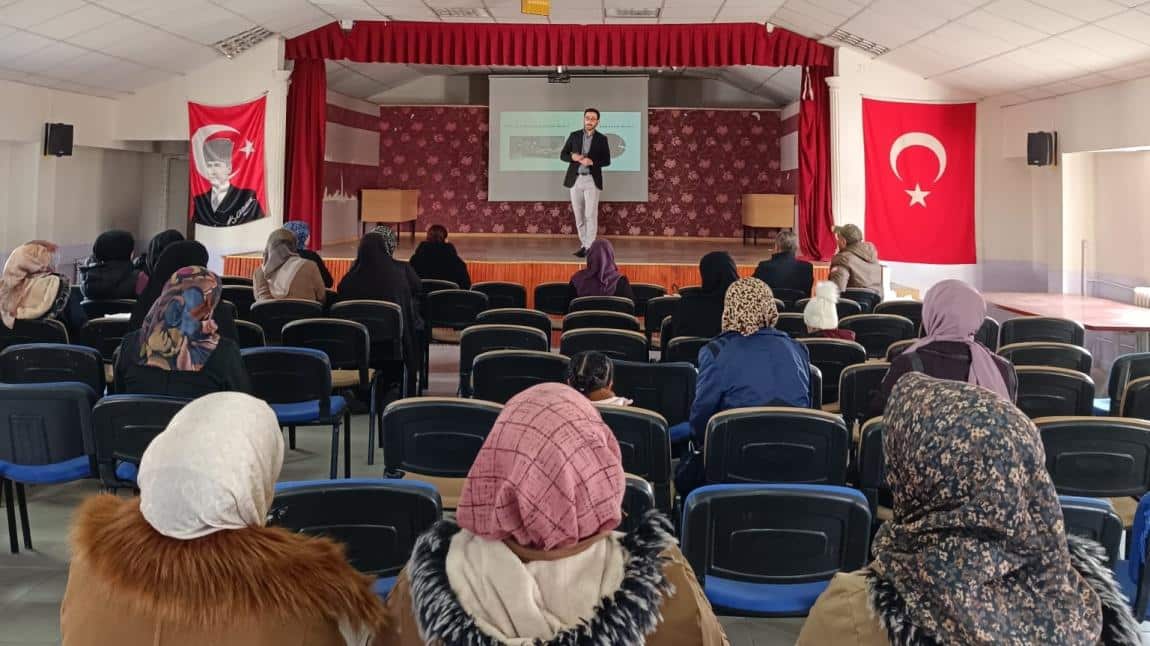 Velilerimize Seminer Verdik